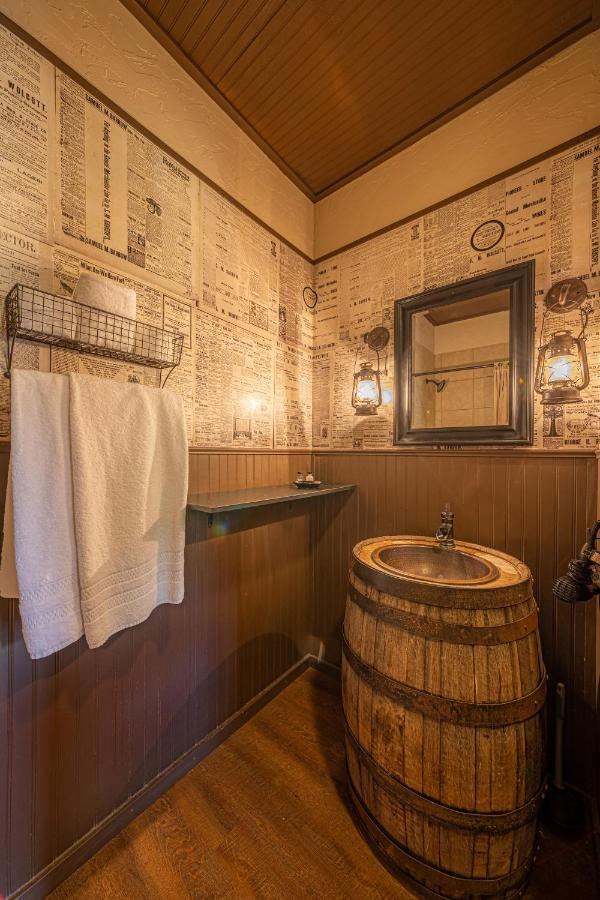 Miners Cabin #4 - King Bed - Private Balcony With Views Tombstone Exteriér fotografie